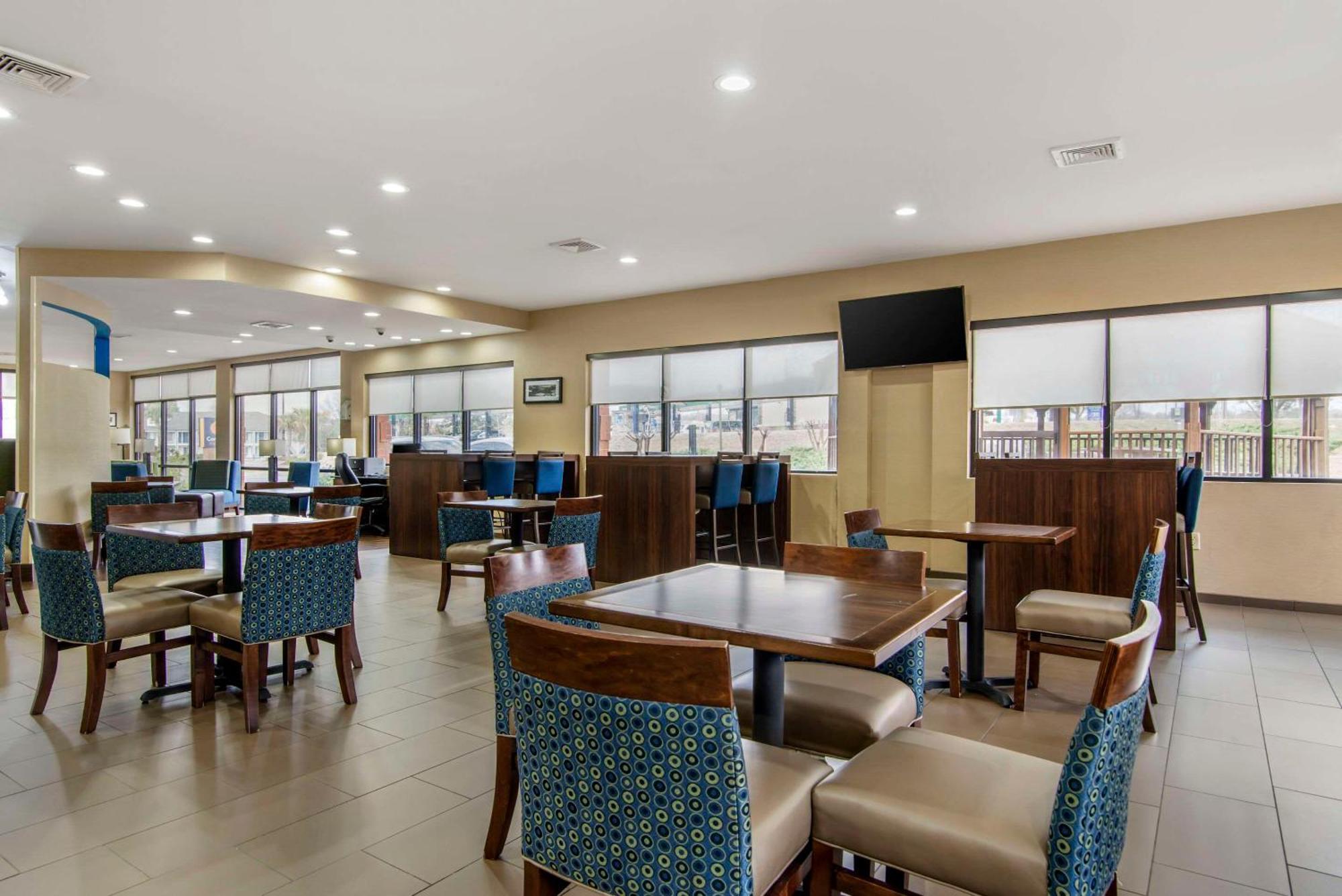 Comfort Suites Macon Exterior foto